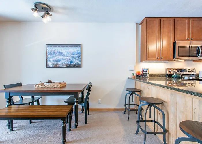 Snowbridge Square 101 Holiday home