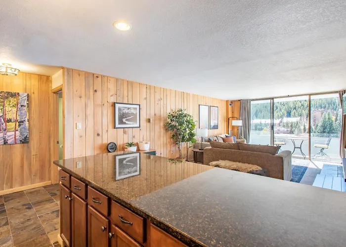 Snowbridge Square 101 Holiday home *